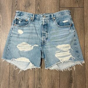 Levi Premium 501 Mid Thigh Shorts